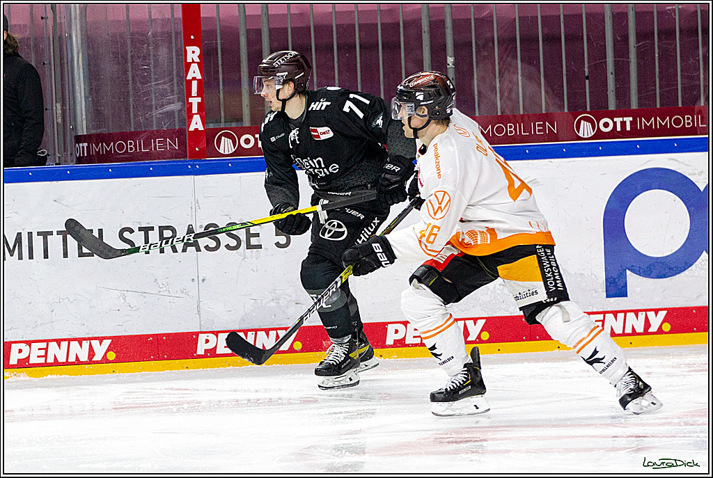 PENNY DEL;  Koelner Haie - Wolfsburg Grizzlys; Koeln, 17.03.2021